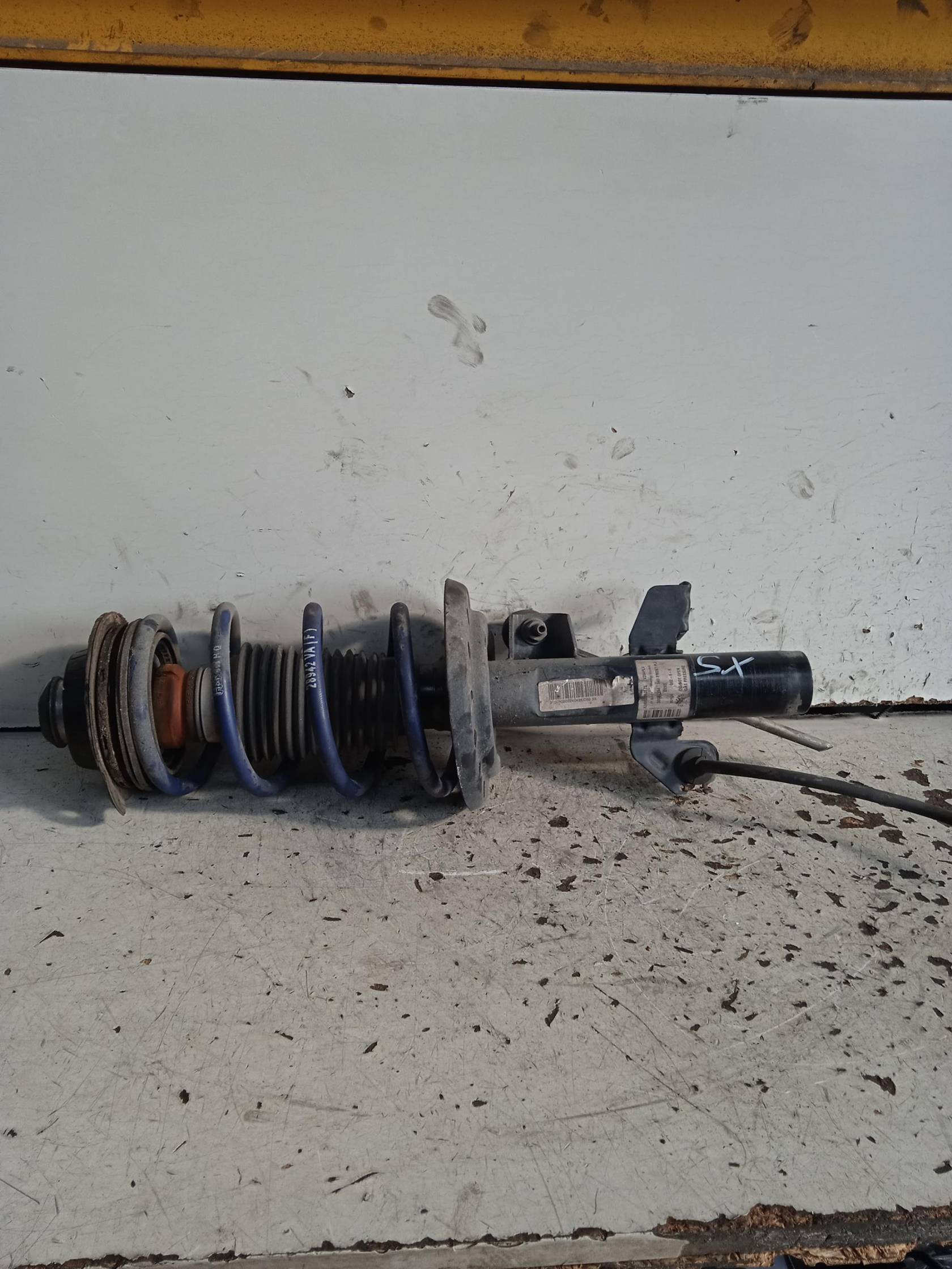 Ammortizzatore ant. sx.